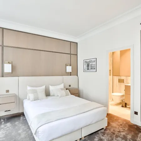 Appartamento Urban Flat 191 - Luxury 3 Bedroom - Madeleine