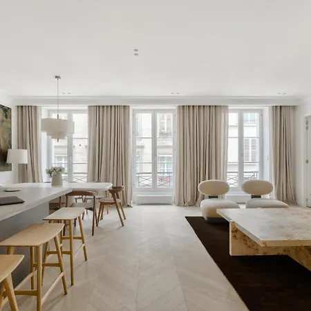 Appartamento Urban Flat 191 - Luxury 3 Bedroom - Madeleine *